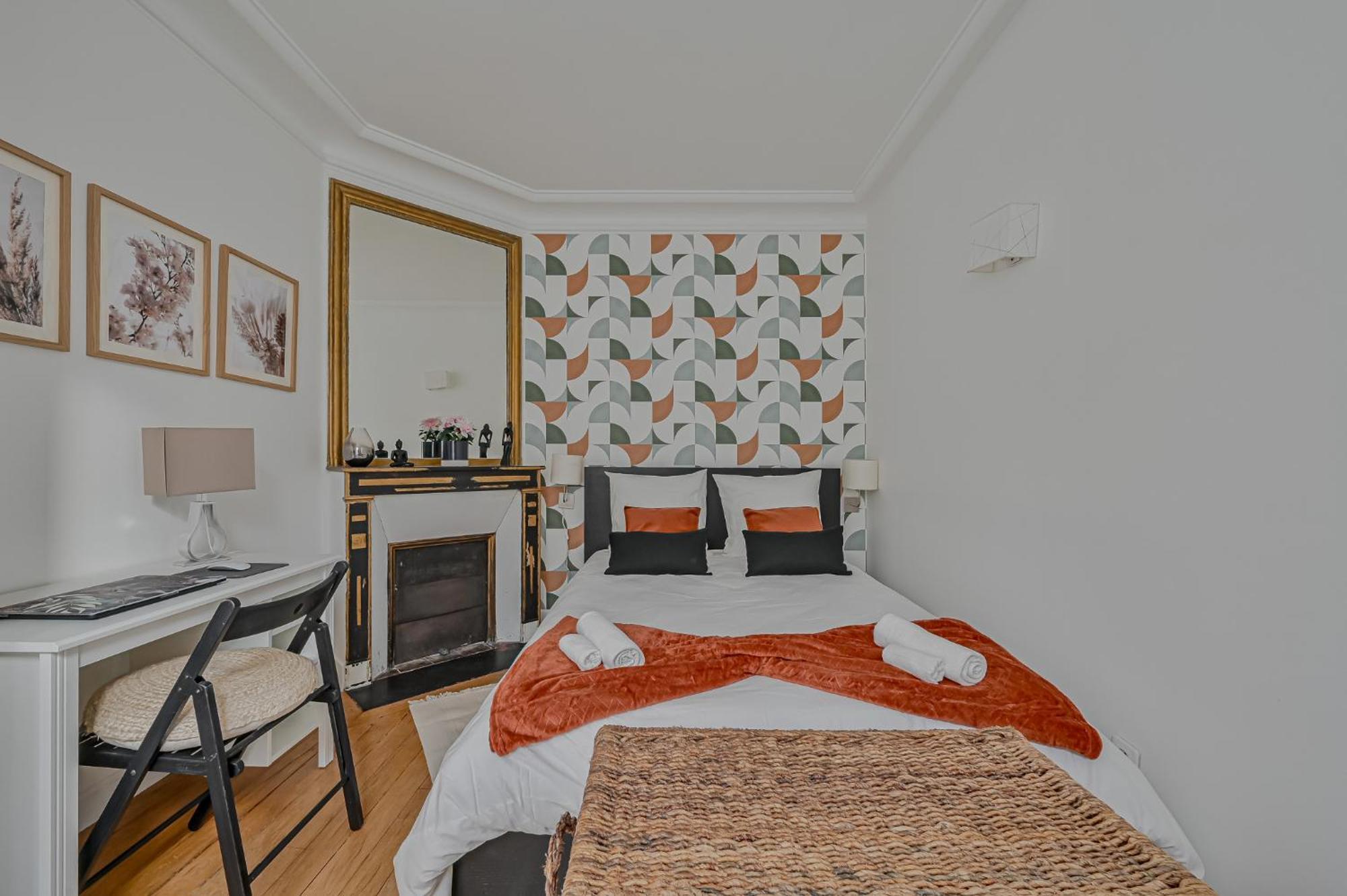 Le Poetique Niche Au Pied Du Sacre-Coeur Apartment Париж Екстериор снимка
