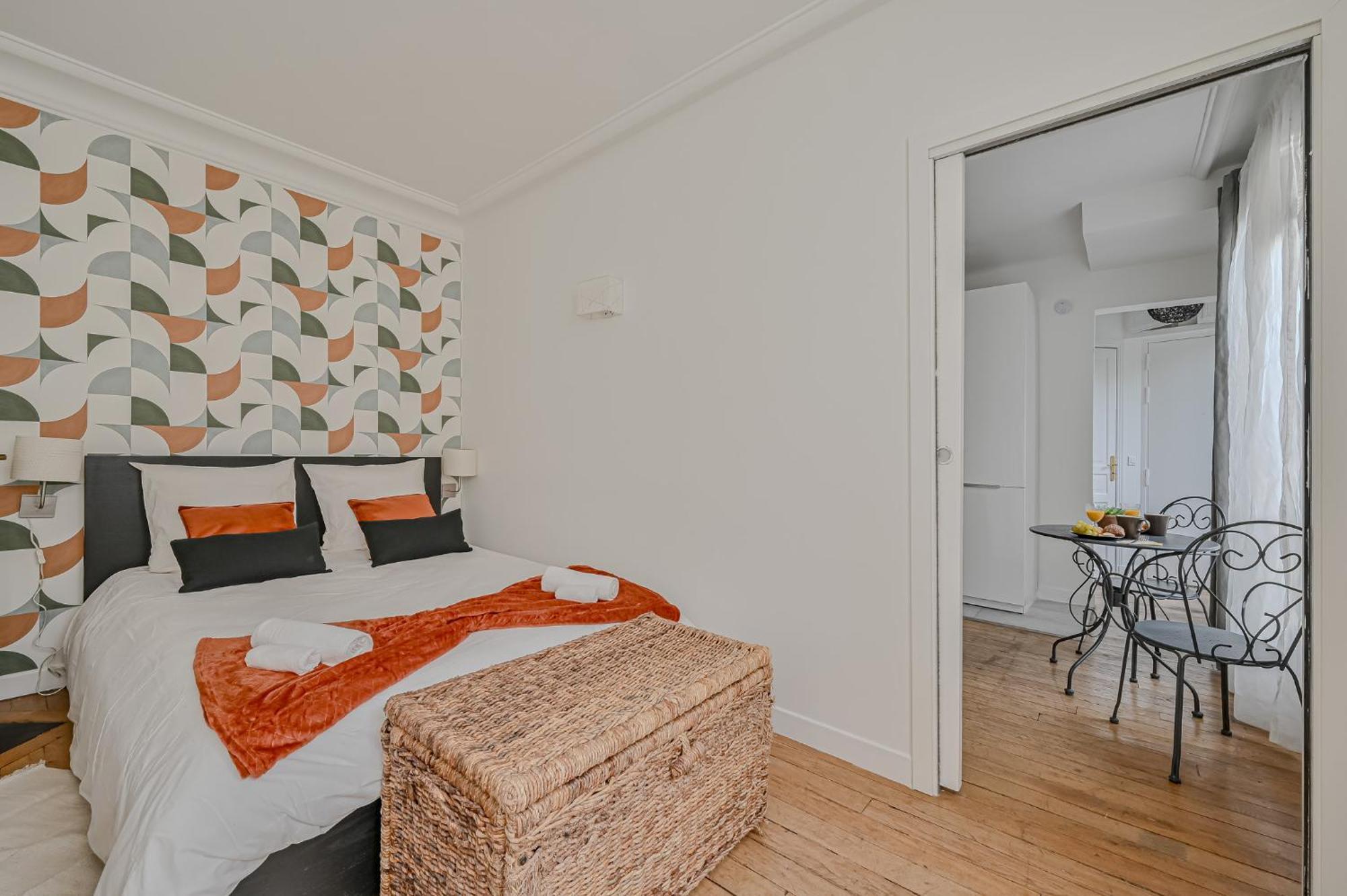Le Poetique Niche Au Pied Du Sacre-Coeur Apartment Париж Екстериор снимка