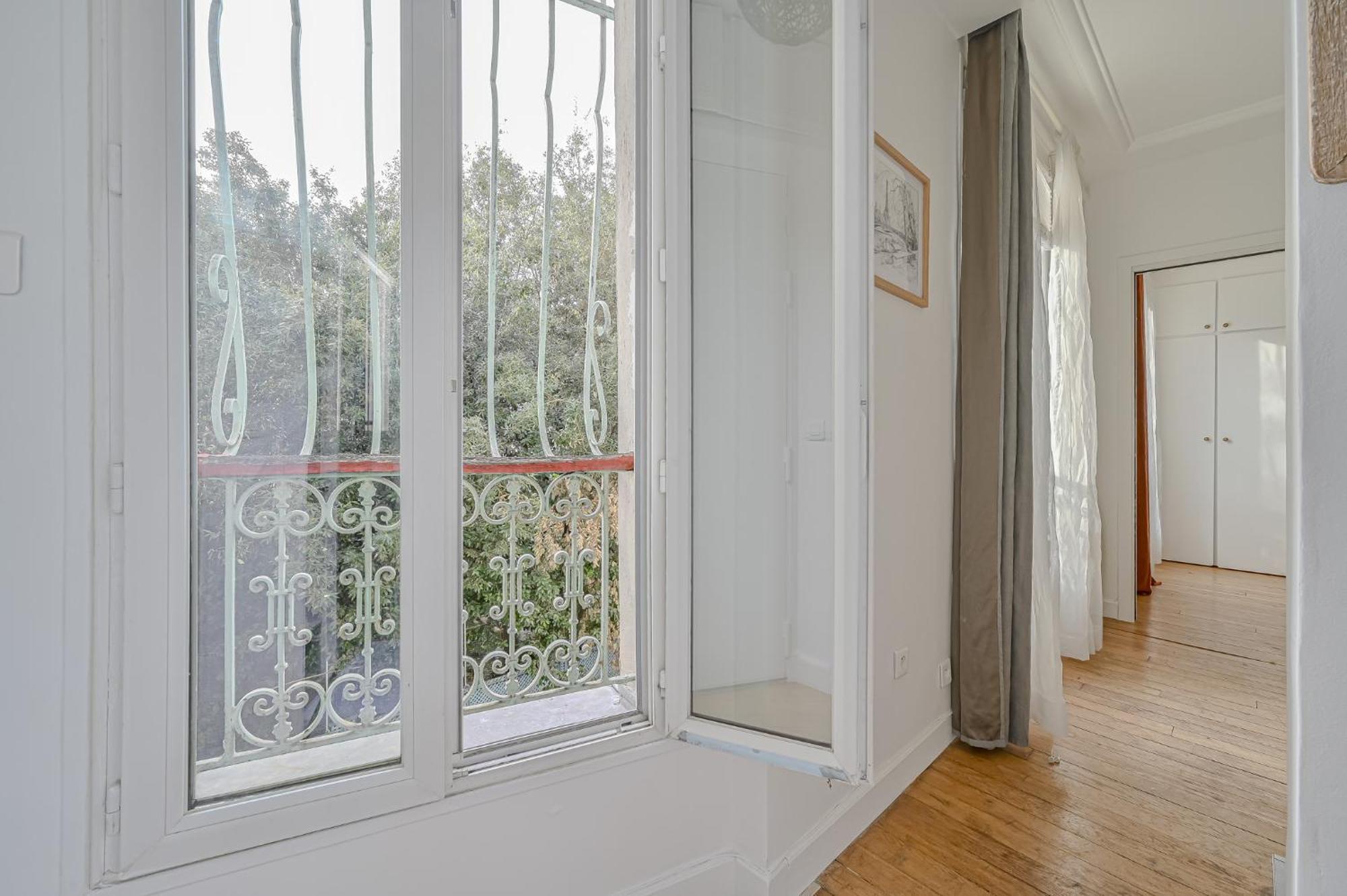 Le Poetique Niche Au Pied Du Sacre-Coeur Apartment Париж Екстериор снимка