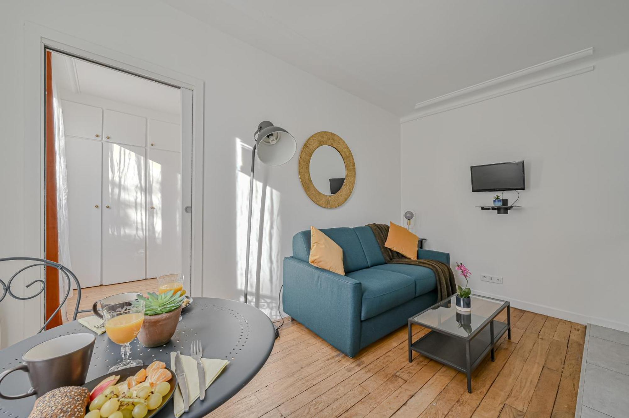 Le Poetique Niche Au Pied Du Sacre-Coeur Apartment Париж Екстериор снимка